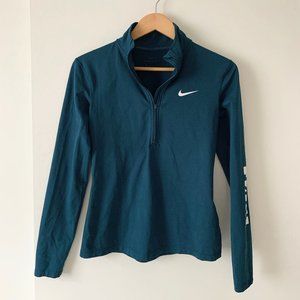 Nike 3/4 Zip Size M
